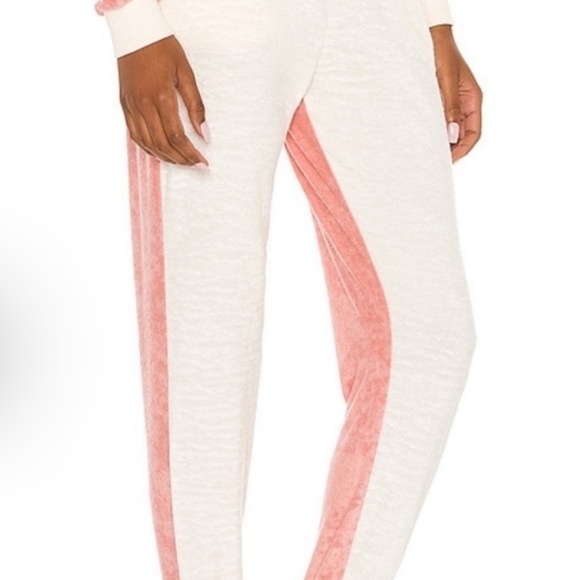 L*Space Women's Primrose Cream Back At It Jogger Pants Size Small NWT - Picture 2 of 6